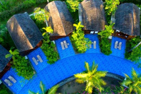 Private Lagoon House 7 BR in the beach front #A18